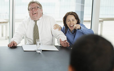 Как точно нельзя вести себя на собеседовании?