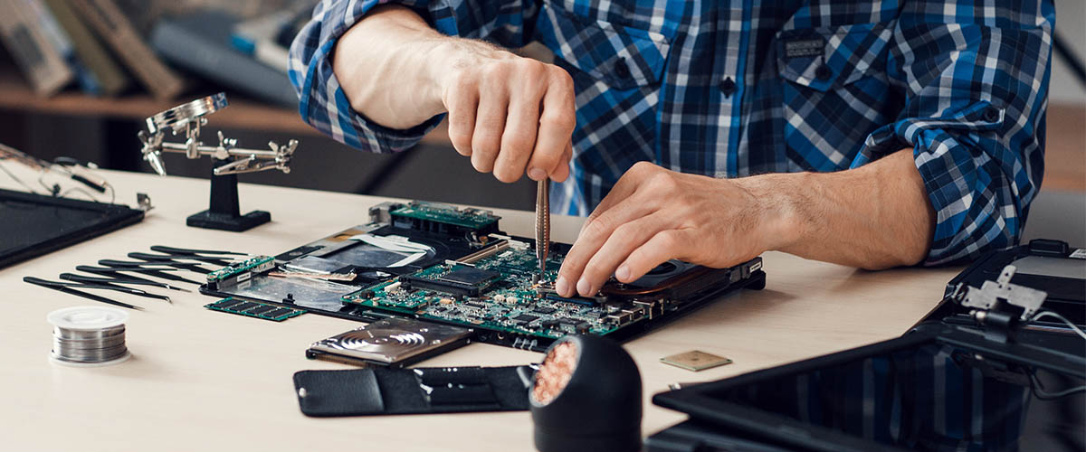 Профессия Мастер по ремонту и настройке ПК и ноутбуков: где учиться ...