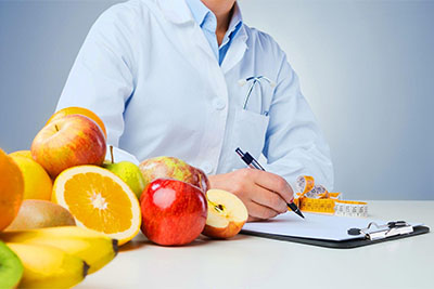 Можно ли стать диетологом без медицинского образования?