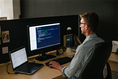 Программирование на Андроид: плюсы и минусы обучения на курсах и самостоятельно