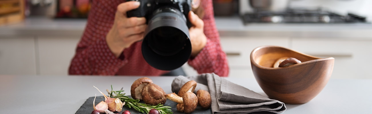 Food Stylist: what they do, how to become one, and where to study