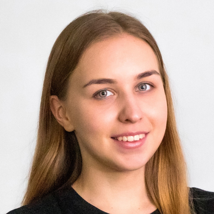 Яна Соколова