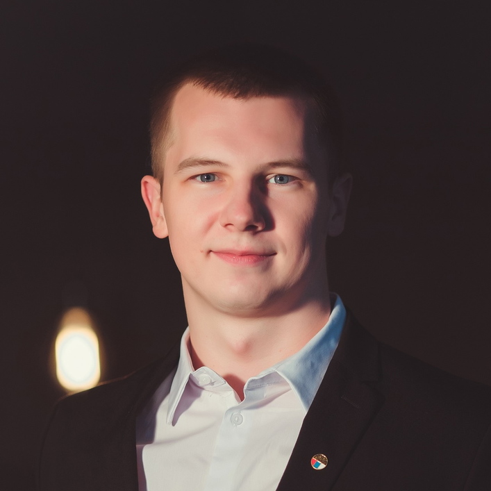 Владислав Су́вернев