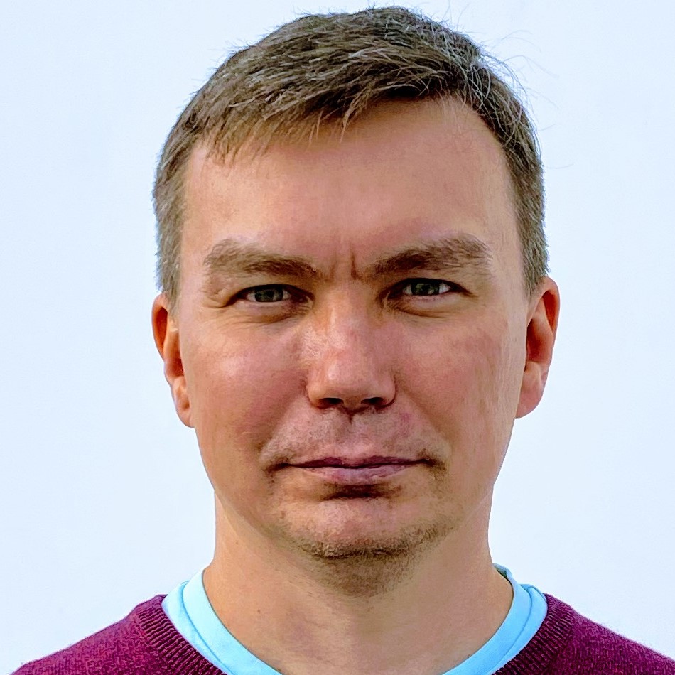 Павел Плотников