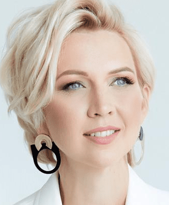 Анна Симонова