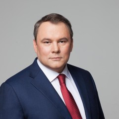 Петр Толстой