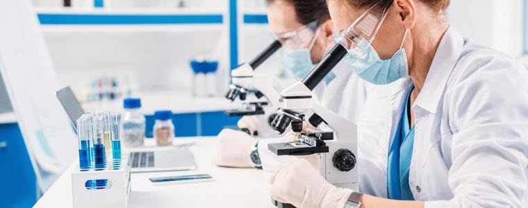 Doctor-bacteriologist