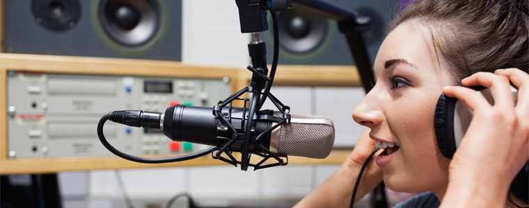 Radio Journalist: what they do, how to become one, and where to study