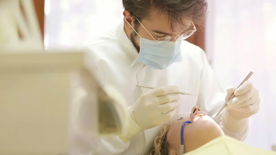 Профессия &laquo;Профессия хирург-стоматолог&raquo;