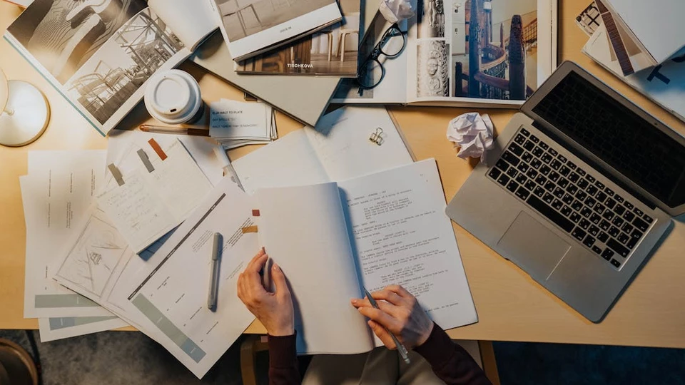 Профессия &laquo;Профессия драматург (театр, кино, телевидение)&raquo;