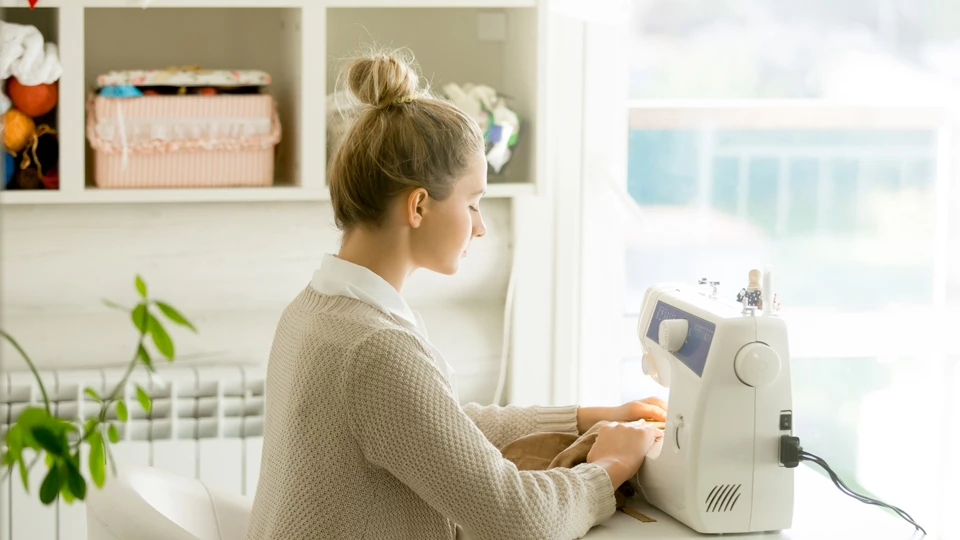 Профессия «Профессия мастер машинной вышивки (вышивальщица машинной вышивки)»