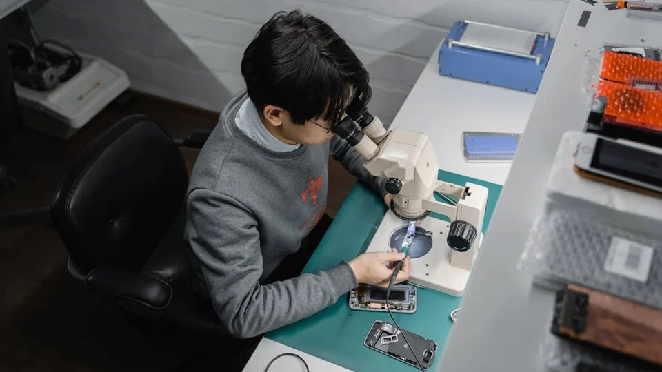 Профессия &laquo;Профессия мастер по пайке BGA&raquo;