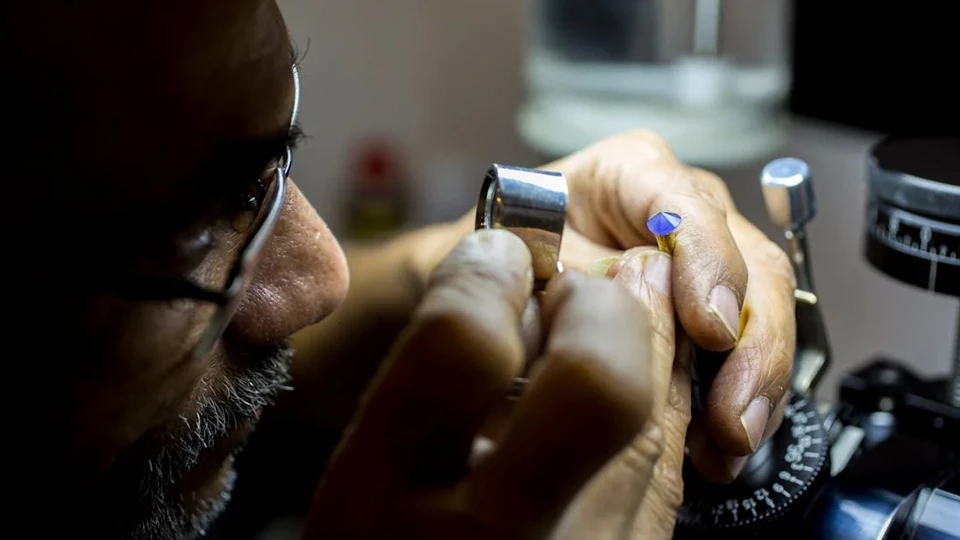 Профессия &laquo;Профессия геммолог&raquo;