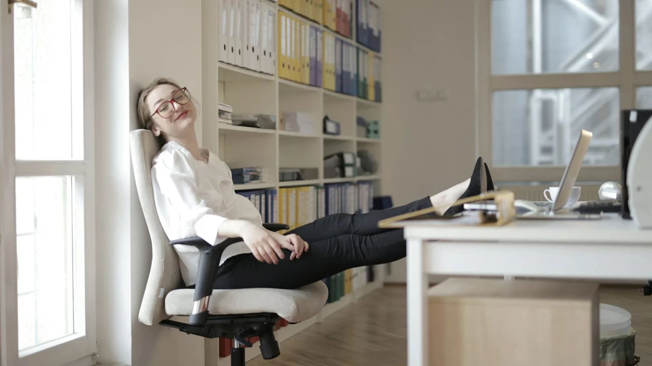 Секреты борьбы с послеобеденной сонливостью на работе