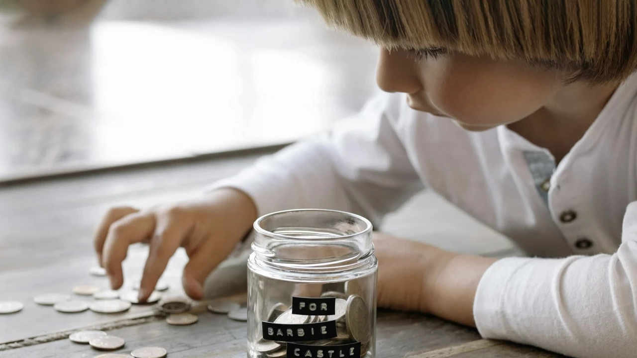 Деньги и дети: Как научить ребенка финансовой грамотности с раннего возраста?