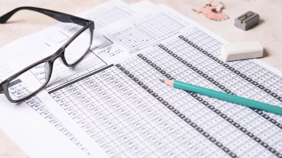 Где легче сдавать ЕГЭ?