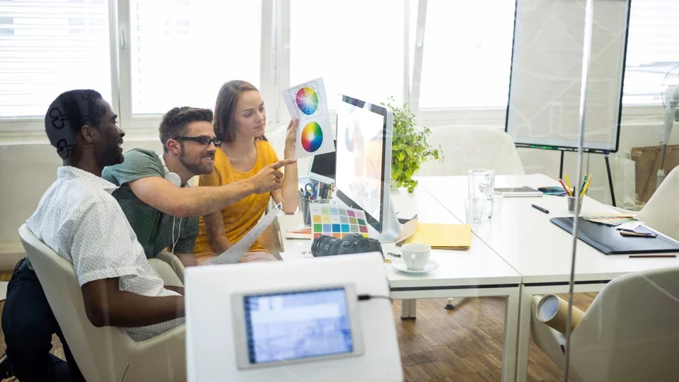 Профессия художник по рекламе