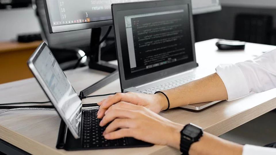 Профессия специалист по информационной безопасности