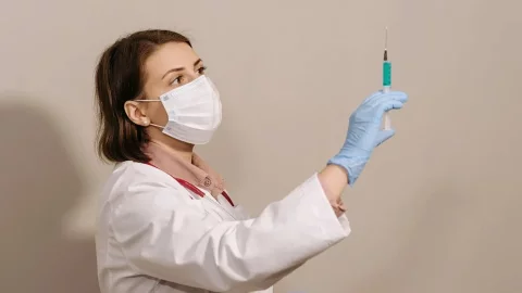 Медсестра (медбрат)