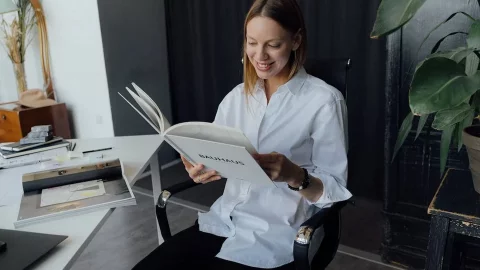 Дизайнер интерьера