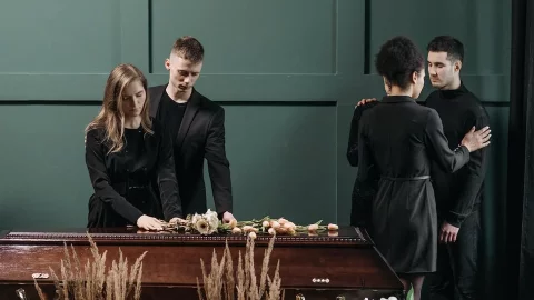 Похоронный агент