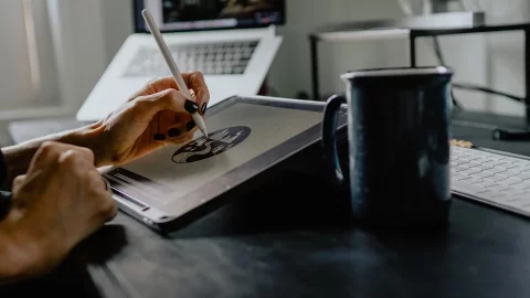 Дизайнер логотипа