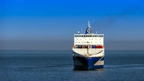 Моряк дальнего плавания