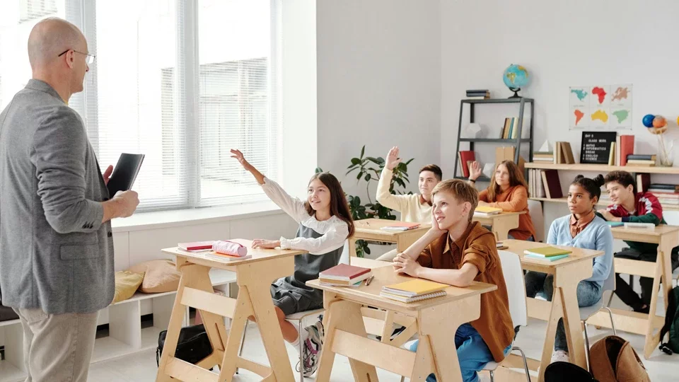 Профессия школьный учитель