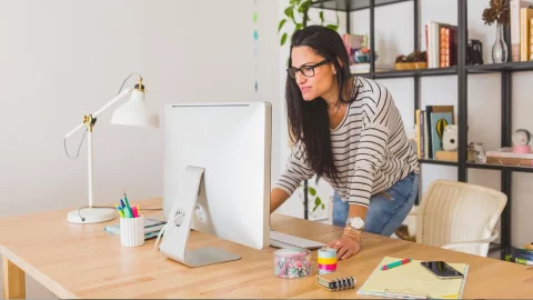 Коммуникационный дизайнер