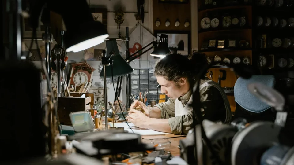 Топ-10 гуманитарных и технических профессий для мальчика после 9-го класса