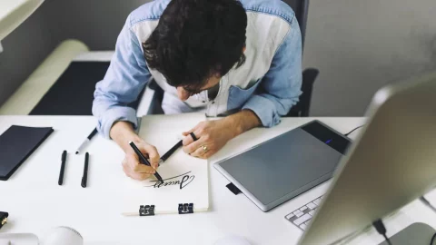 Дизайнер шрифта