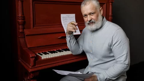 Музыковед